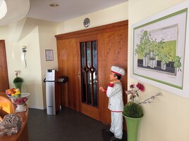 Desayuno buffet incluido todos los días 