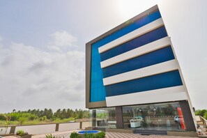 Mặt tiền nơi lưu trú