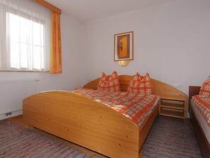 2 bedrooms, WiFi