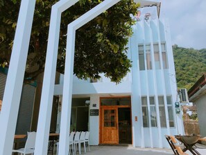 Komplett frukost varje dag (TWD 180 per person)