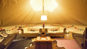 Interior - Annex Hanasansui (Otaki)