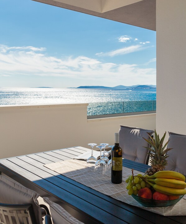 Luxury Apartment, 3 Bedrooms, Sea View, Beachfront (App 4) | Balcony view