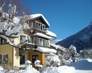 Front of property - Pension Bavaria (Mittenwald)