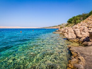 Beach nearby - Apartment Delfin by Interhome (Karlobag)