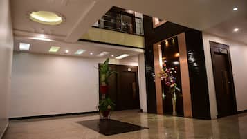 Quarto casal superluxo | Área de estar | TV
