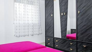 2 bedrooms