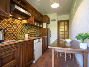 Refrigerador, microondas, horno y lavavajillas 