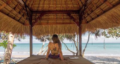 September VRBO Special $45!! - Unforgettable Beachfront Glamping in West Bali!