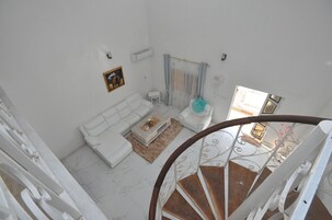 公寓, 4 间卧室 | 特色装修、特色家居、笔记本电脑工作区、遮光窗帘