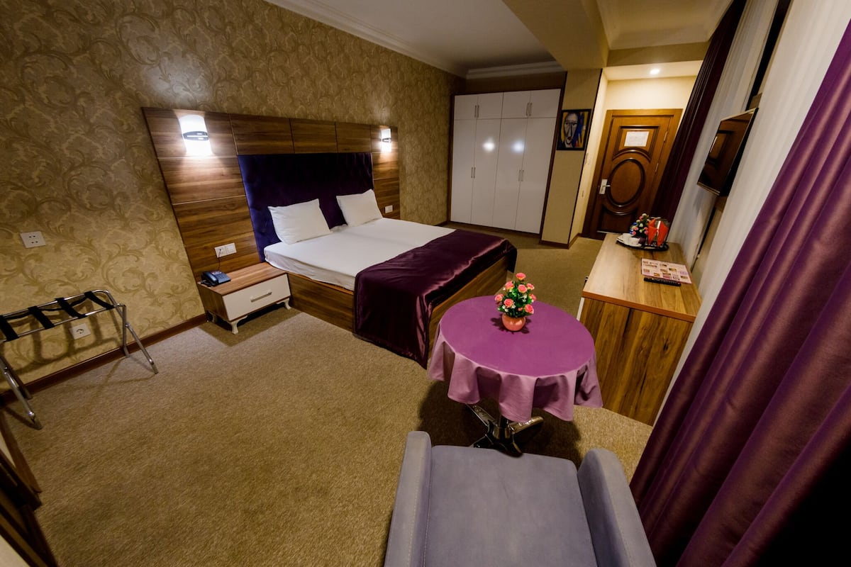 Double or Twin Room | 1 bedroom, premium bedding, minibar, in-room safe