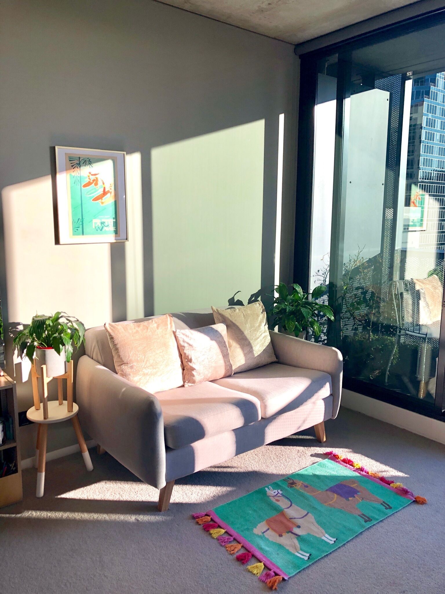 Lane way gardens apartment