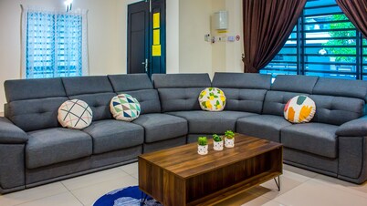 Tropical Livings Meru Ipoh Homestay