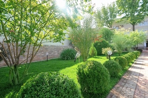 Garden - VIARDO Hotel (Tashkent)