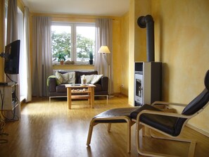 아파트, 침실 1개, 발코니, 부분 호수 전망 (On Top of Rate 79 Euro cleaning fee) | 거실