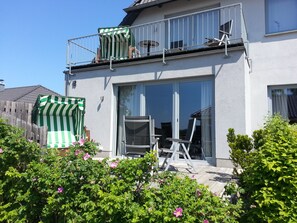 아파트, 침실 2개, 라나이, 바다 정면 (On Top of Rate 79 Euro cleaning fee) | 테라스/파티오