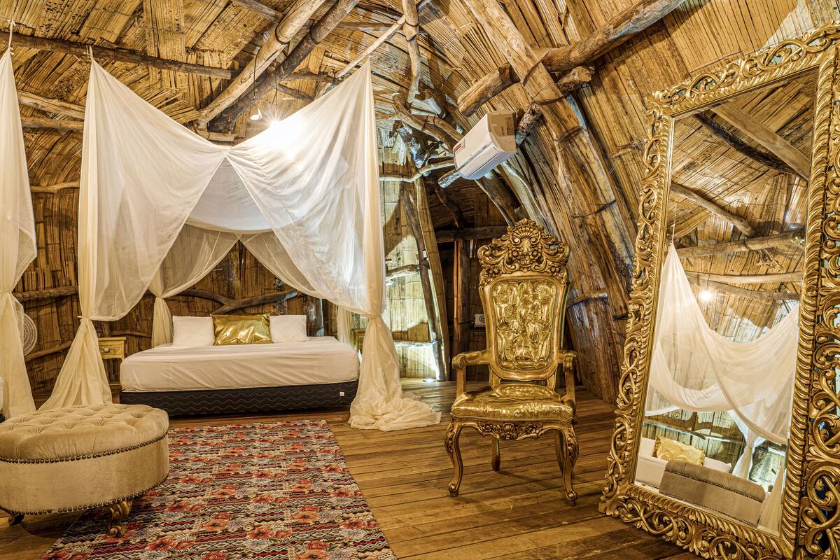 Luxury Room | Premium bedding, individually decorated, individually furnished