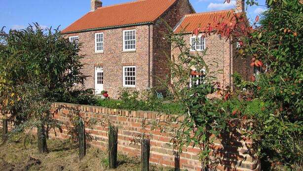 Unclassified image, 1 of 8, button - Morsel House (York)