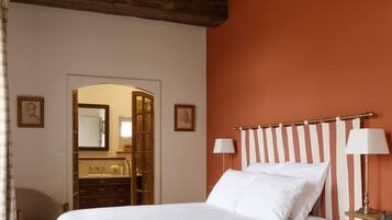 Departamento Premium, 2 habitaciones, vista al jardín, planta baja (Pavillon Bas) | 2 habitaciones, ropa de cama de alta calidad y decoración personalizada