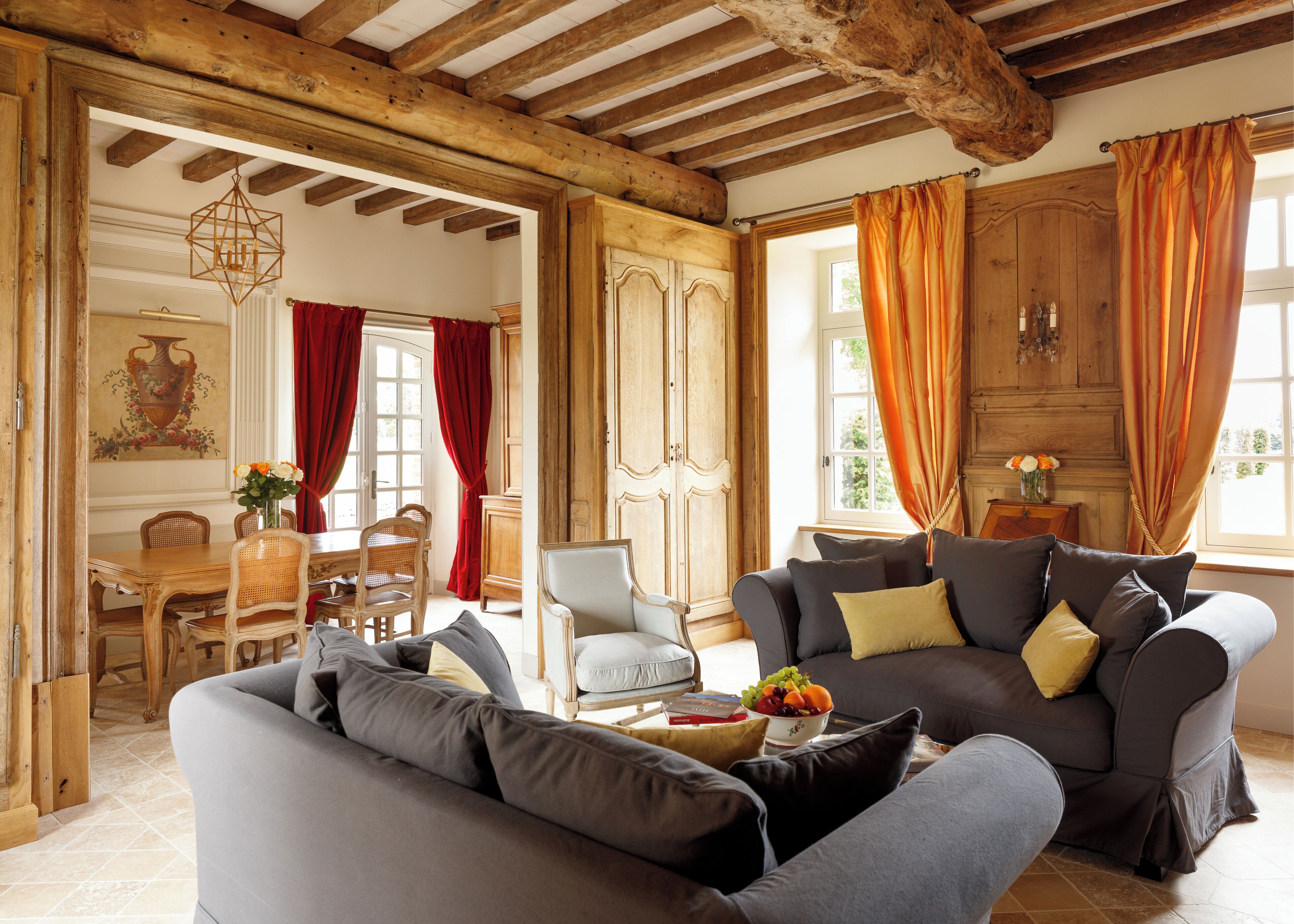 Apartamento Premium, 2 habitaciones, vistas al jardín, planta baja (Pavillon Bas) | Zona de estar | Una televisión de pantalla plana, una estación de conexión para iPod