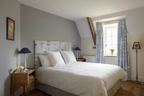 Premium Apartment, 2 Bedrooms, Garden View (Pavillon Haut) | Premium bedding, individually decorated, individually furnished - Le Domaine de Ravenoville (Sainte-Mere-Eglise)