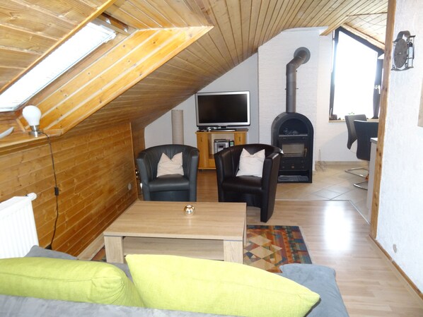 Apartment, 2 Schlafzimmer | Wohnbereich