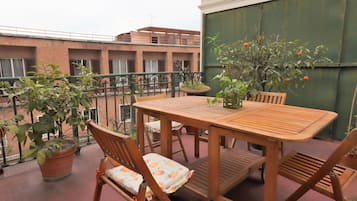 Quarto triplo | Terraço/pátio