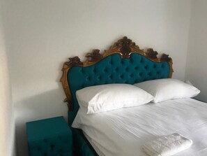 アパートメント 2 ベッドルーム | 2 室のベッドルーム、ノートパソコン用作業スペース、WiFi (無料)、ベッドシーツ