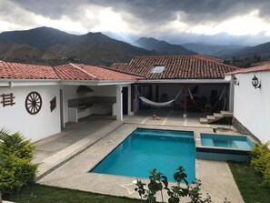 Outdoor pool - Hostel las Palmas (Vilcabamba)