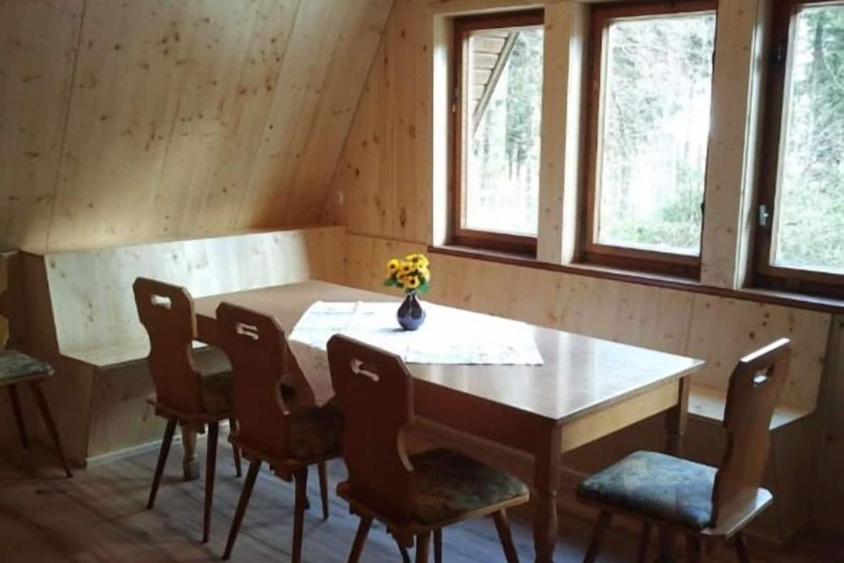 Cottage, 3 camere da letto (B) | Pasti in camera