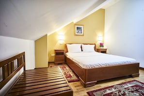 Habitación básica doble | Escritorio, espacio para trabajar con laptop y wifi gratis