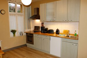 Apartment (Gartenterrasse) | Eigene Küche