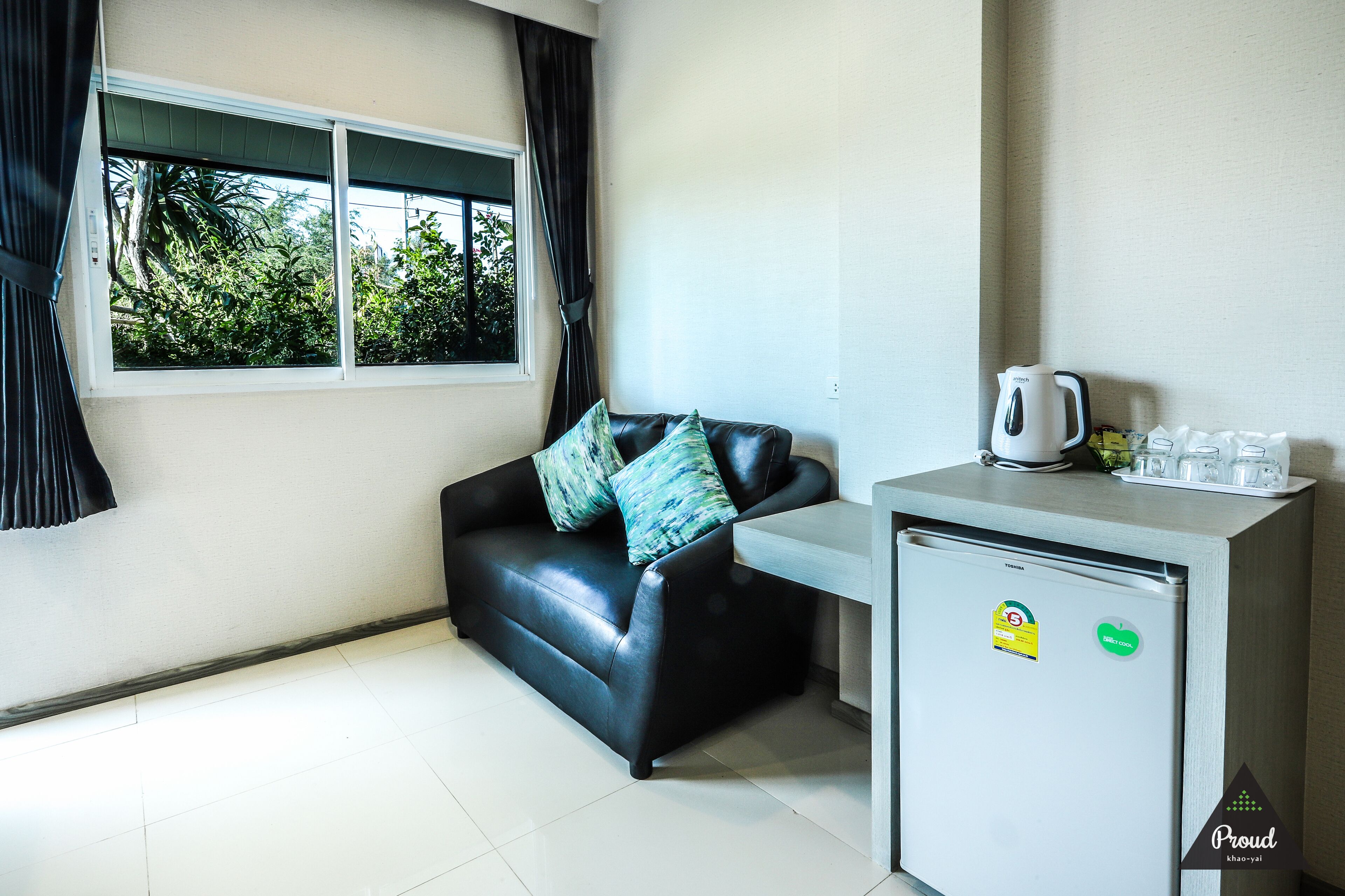 family room garden view | living room | flat-screen tv