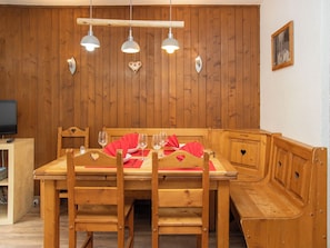 Dining - Galaxie 218 by Interhome (Verbier)