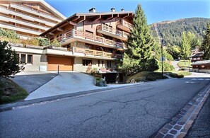Exterior - 2 Bedroom apartment, duplex ***/**** - 2nd and 3rd floor - 2 min from the Place Centrale and the bus (Verbier)
