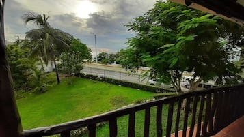 LĂ€genhet Economy | Terrass/Patio