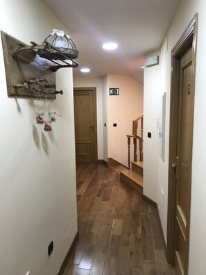 Hallway - Hotel Rural Astura (Villanueva de Las Manzanas)