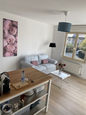 Luxury Room, 1 King Bed, Non Smoking (Suite Florentine) | Egyptian cotton sheets, premium bedding, down duvets, minibar - B&B Aline Florentine (Kortenberg)
