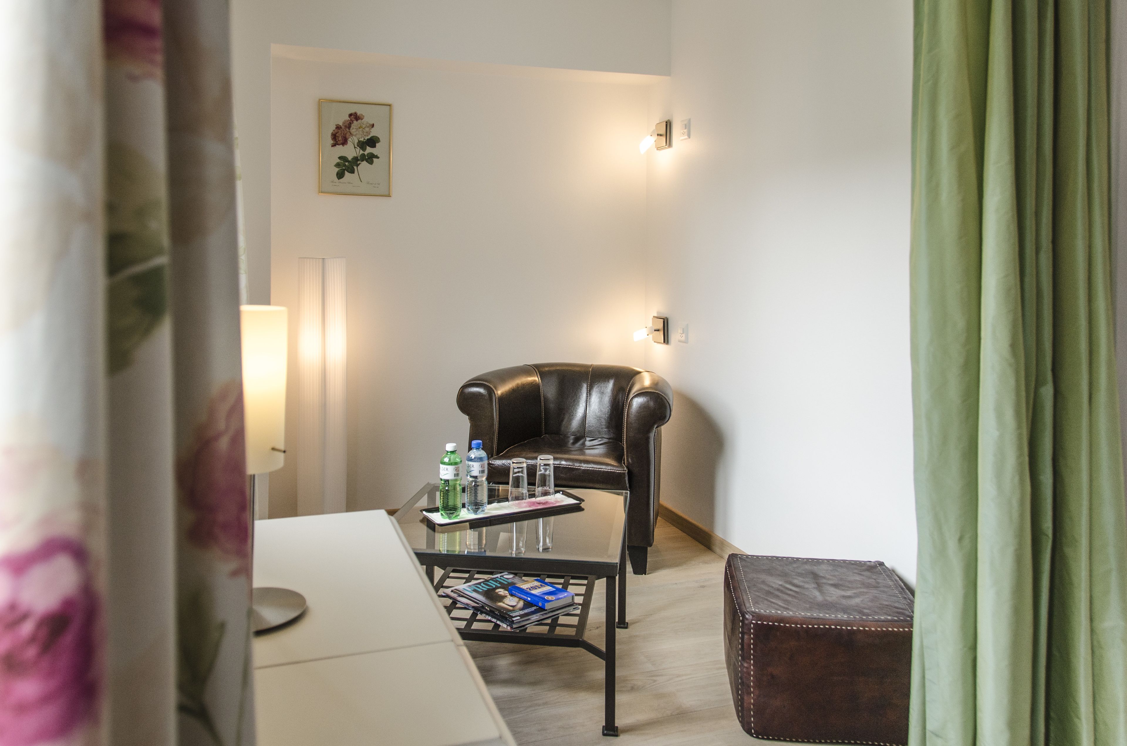 superior double room | in-room safe, individually decorated, individually furnished