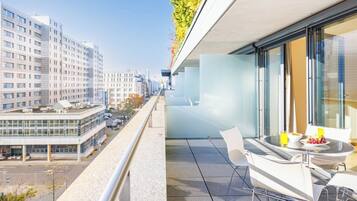 Departamento superior, 1 habitación | Terraza o patio