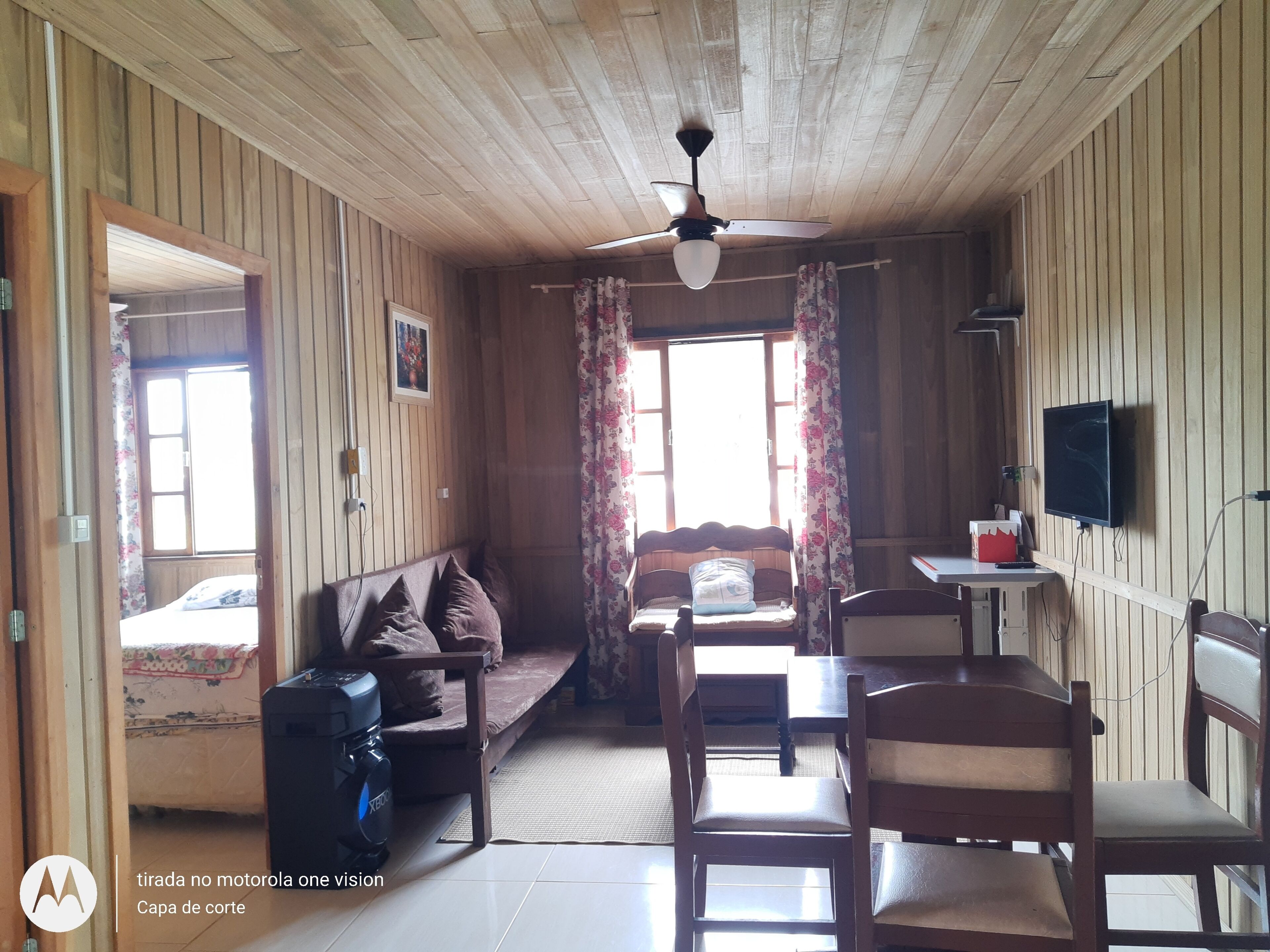 5 chambres, fer et planche à repasser, Wi-Fi gratuit, draps fournis