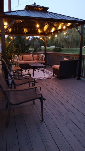 Property grounds - Cozy and clean, the perfect little cottage to get a good night's sleep. (Reinholds)