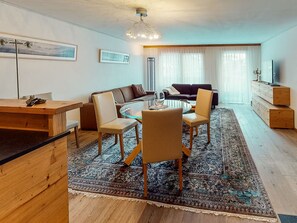 TV, DVD player - Haus Whymper Edward Suite by Interhome (Zermatt)