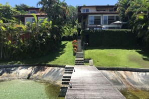 Exterior - House with private beach (Ponta da Cruz)