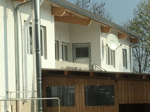 Vacation apartment Hirsch Bad Rappenau-Fürfeld directly on the (A6) Aussiedlerhof