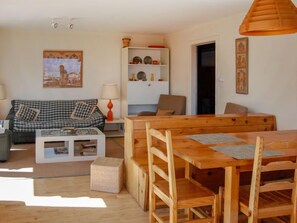 Interior - Bel Alp D3 by Interhome (Nendaz)