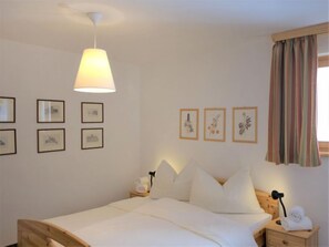 3 dormitorios, tabla de planchar con plancha, wifi