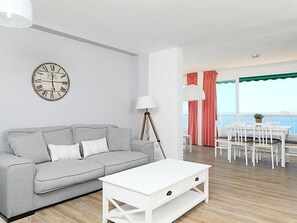 TV - Torre Principado by Interhome (Benidorm)