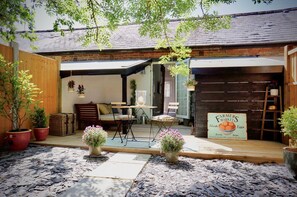 Cottage, 1 Bedroom (Dormouse) | Terrace/patio