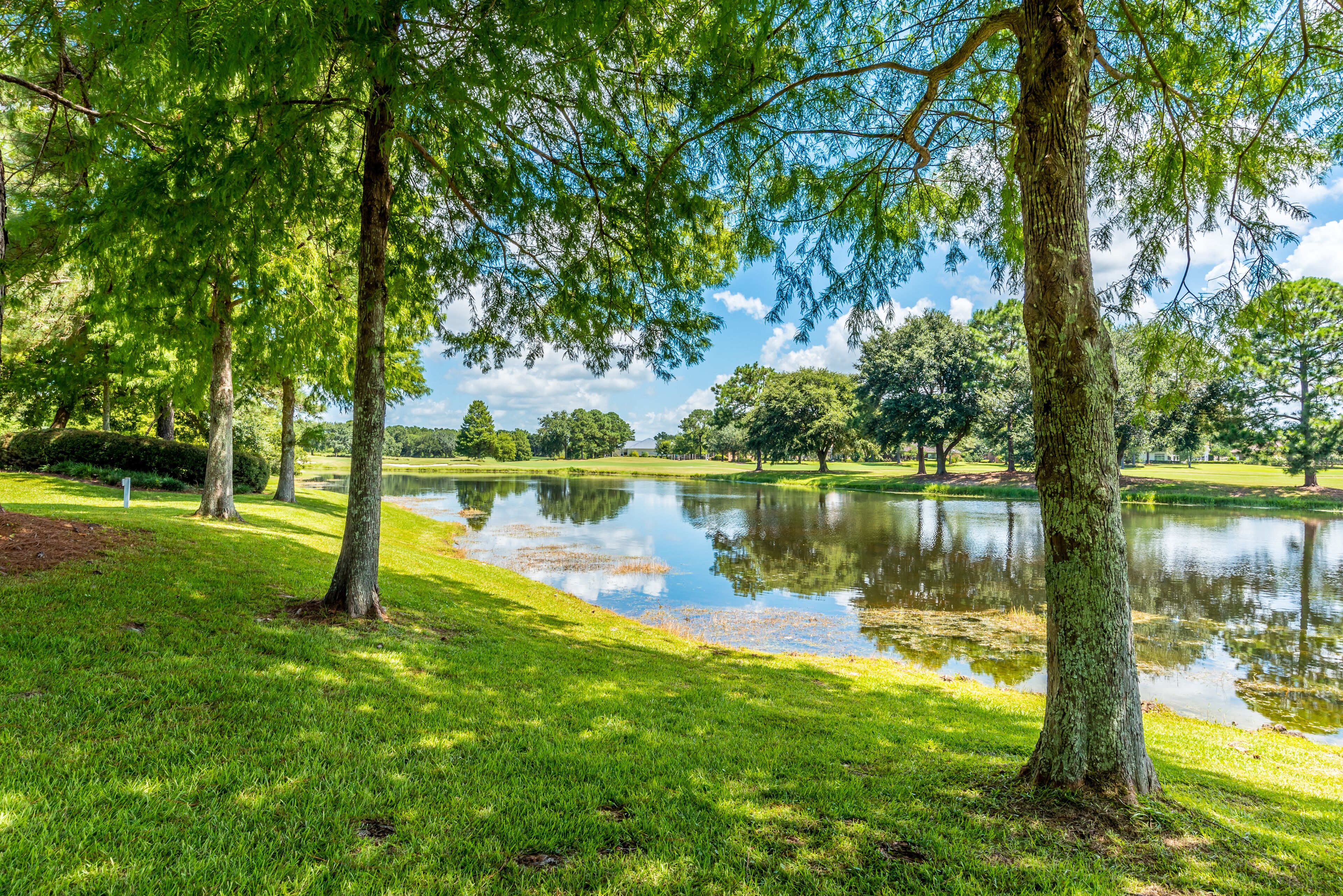 Newly updated ground floor golf course condo