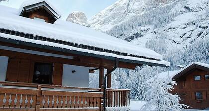 Cesa Galadriel by Interhome